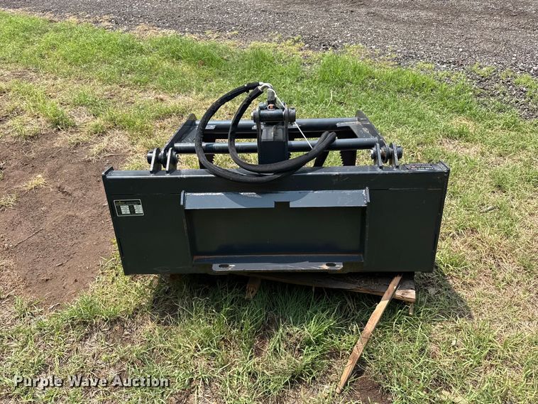 image for item FB6863 Skid steer grapple bucket