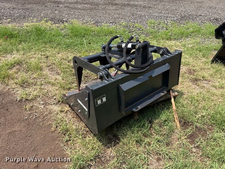image for item FB6863 Skid steer grapple bucket