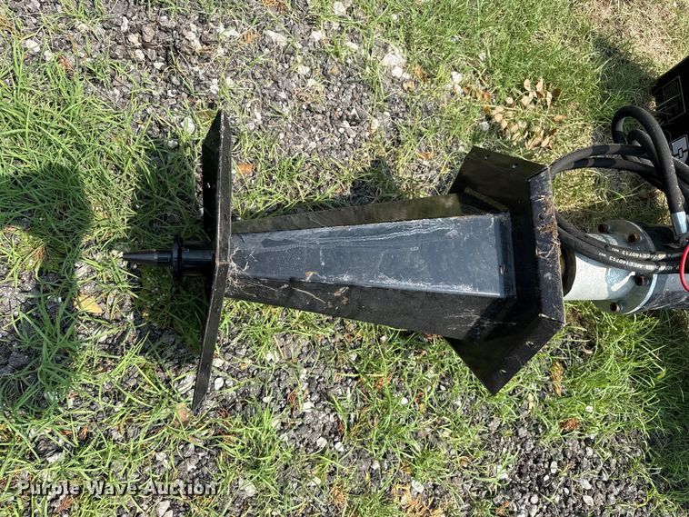 image for item FB6864 GIYI SSW55 skid steer wire winder