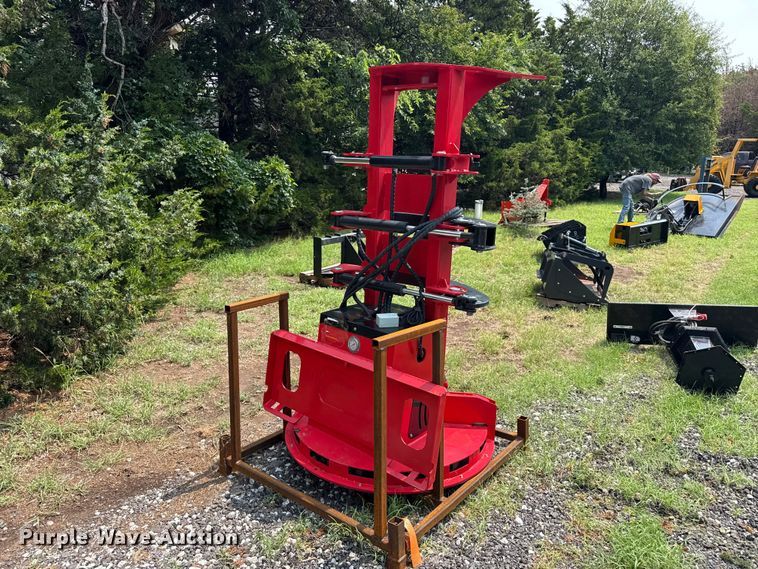 image for item FB6865 Skid steer tree saw