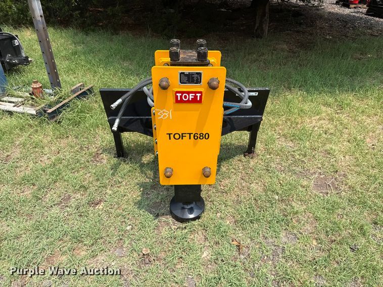 image for item FB6870 Toft TOFT680 skid steer post driver