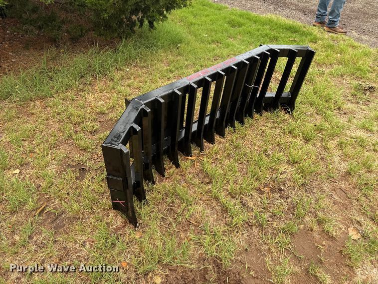 image for item FB6872 Skid steer root rake