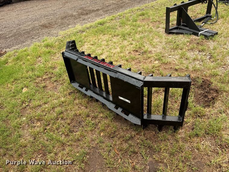 image for item FB6872 Skid steer root rake