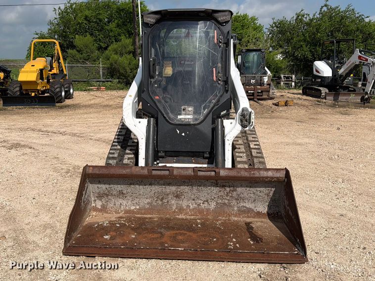image for item FB8219 2024 Bobcat T66 tracked skid steer loader
