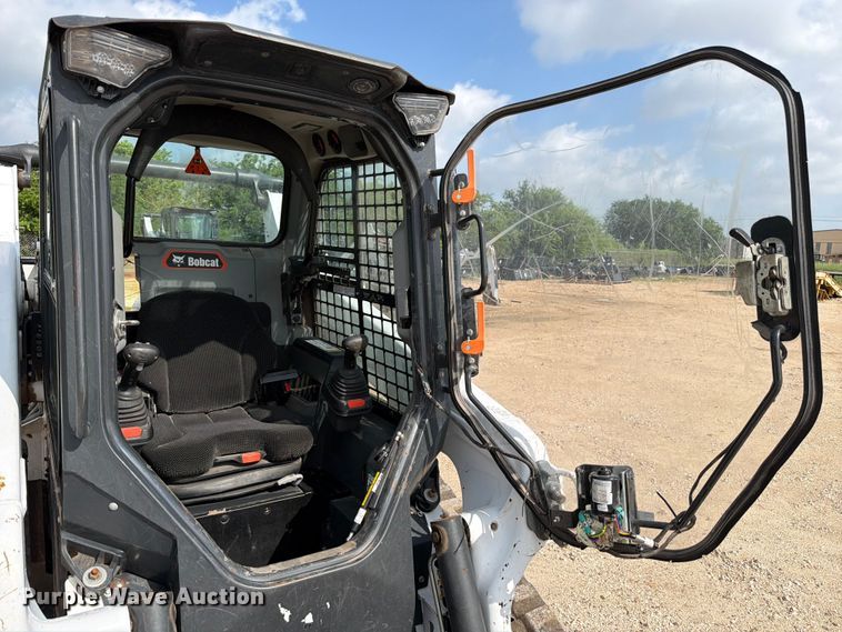image for item FB8219 2024 Bobcat T66 tracked skid steer loader