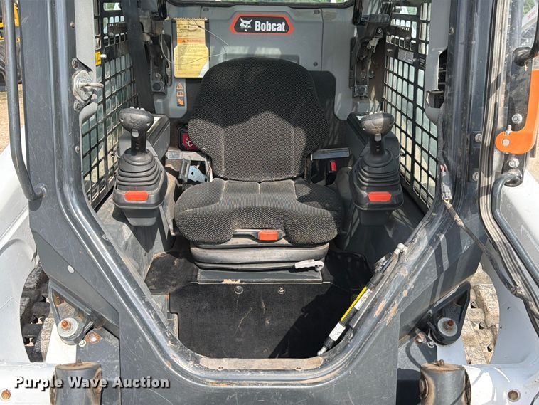 image for item FB8219 2024 Bobcat T66 tracked skid steer loader