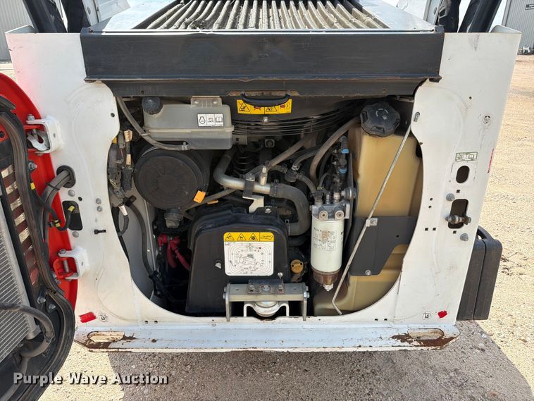 image for item FB8219 2024 Bobcat T66 tracked skid steer loader
