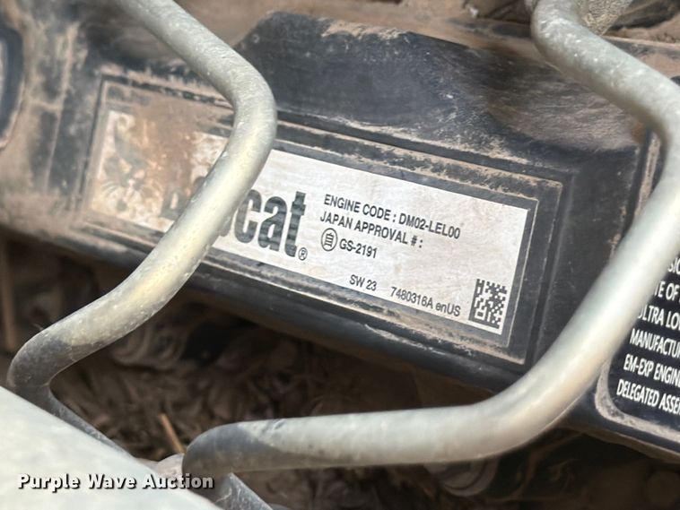 image for item FB8219 2024 Bobcat T66 tracked skid steer loader
