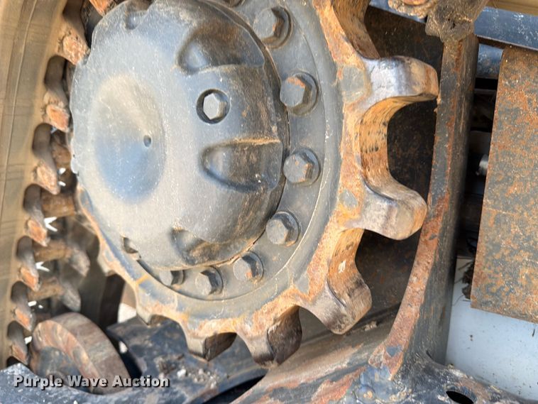 image for item FB8219 2024 Bobcat T66 tracked skid steer loader