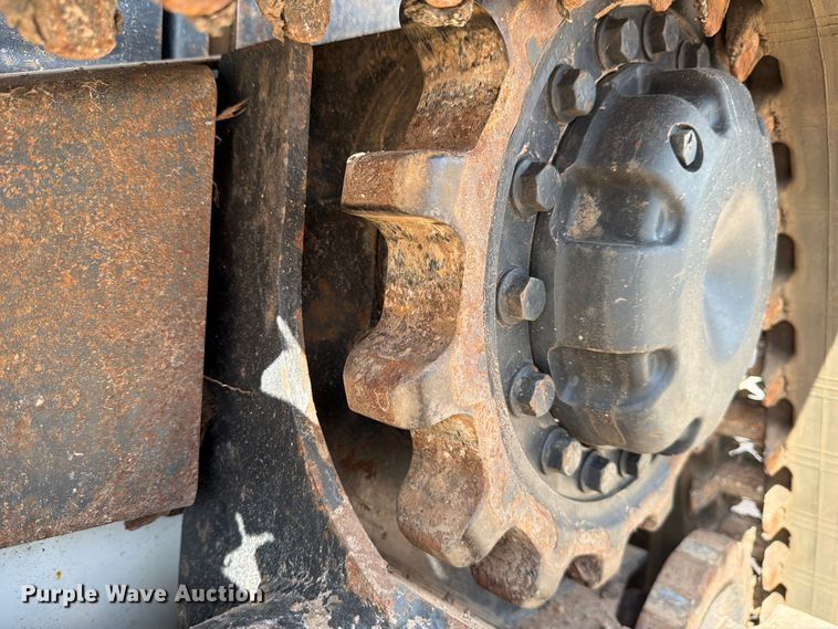 image for item FB8219 2024 Bobcat T66 tracked skid steer loader