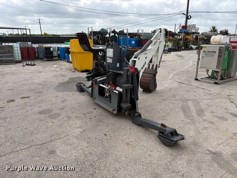 image for item FB8226 Bobcat 8811 skid steer backhoe