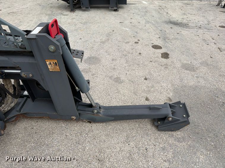image for item FB8226 Bobcat 8811 skid steer backhoe