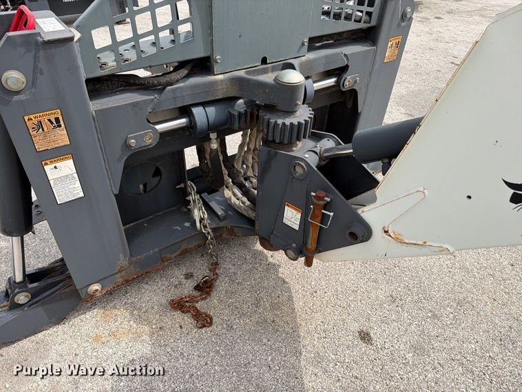 image for item FB8226 Bobcat 8811 skid steer backhoe