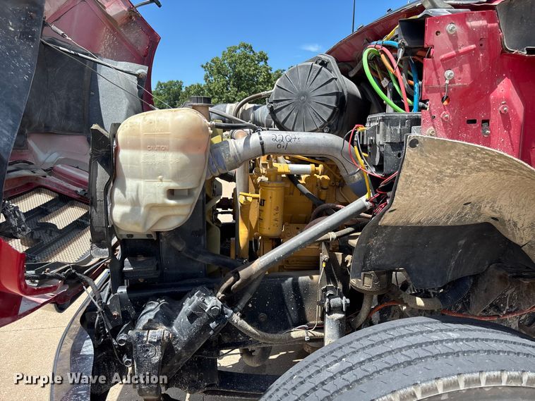 image for item FC1634 2005 Ford F750 Super Duty XLT dump truck