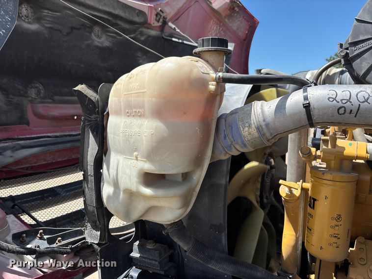 image for item FC1634 2005 Ford F750 Super Duty XLT dump truck
