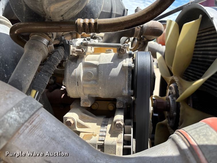 image for item FC1634 2005 Ford F750 Super Duty XLT dump truck