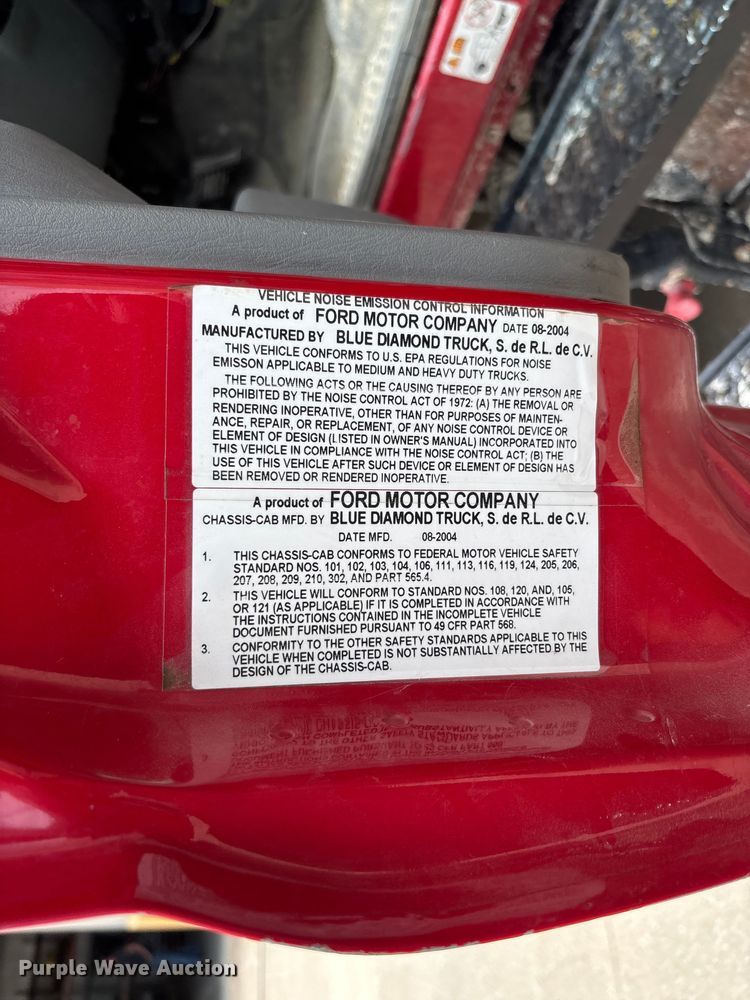 image for item FC1634 2005 Ford F750 Super Duty XLT dump truck