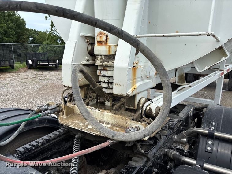 image for item FC1641 1998 Travis end dump trailer