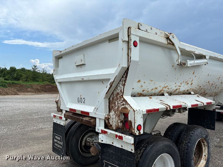 image for item FC1641 1998 Travis end dump trailer