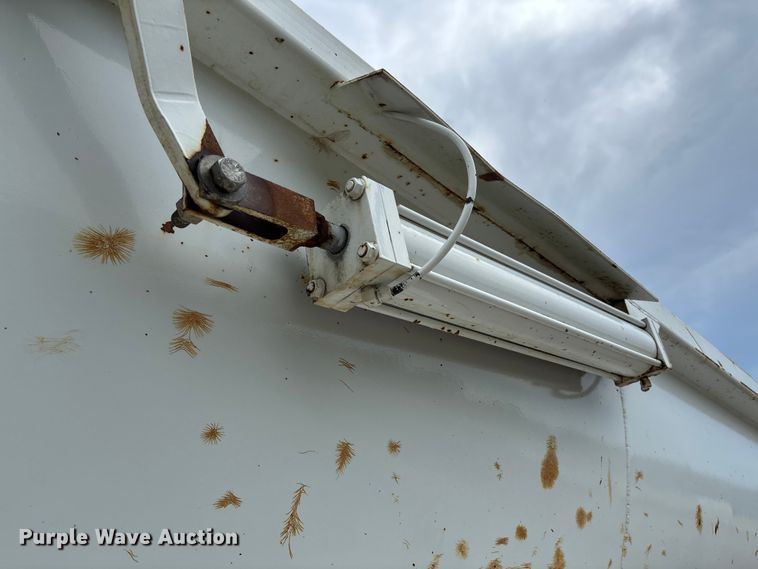 image for item FC1641 1998 Travis end dump trailer