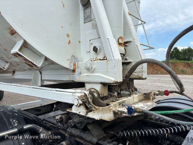 image for item FC1641 1998 Travis end dump trailer