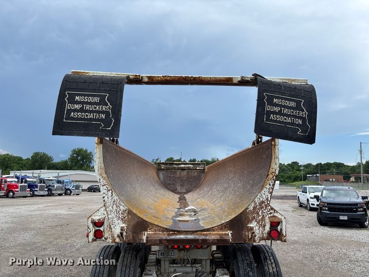 image for item FC1641 1998 Travis end dump trailer