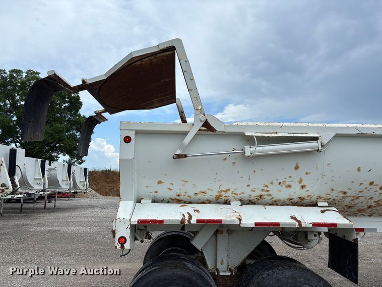 image for item FC1641 1998 Travis end dump trailer