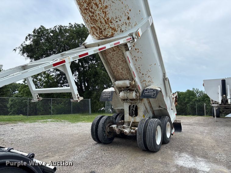 image for item FC1641 1998 Travis end dump trailer
