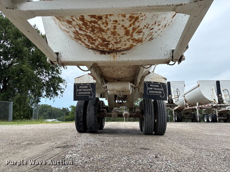 image for item FC1641 1998 Travis end dump trailer