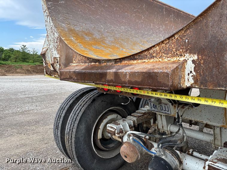 image for item FC1641 1998 Travis end dump trailer
