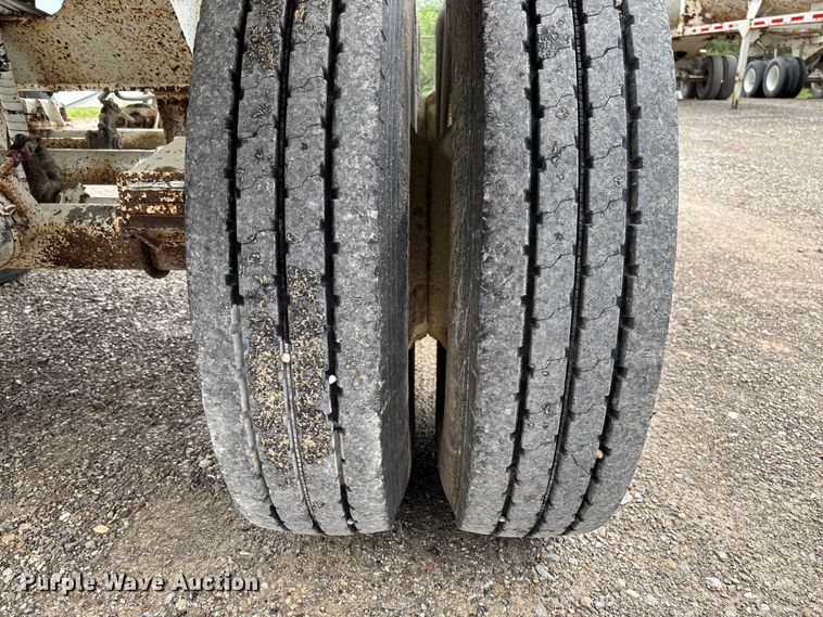 image for item FC1641 1998 Travis end dump trailer