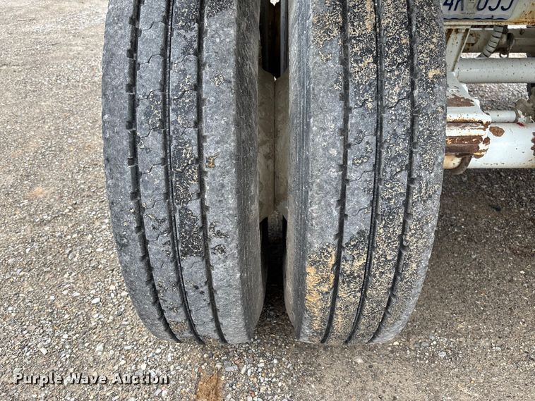 image for item FC1641 1998 Travis end dump trailer