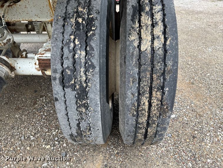 image for item FC1641 1998 Travis end dump trailer