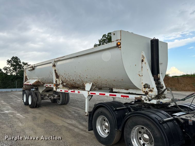 image for item FC1642 2010 Construction Trailer Specialist HRD-32 end dump trailer