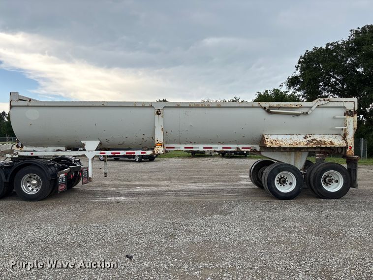 image for item FC1642 2010 Construction Trailer Specialist HRD-32 end dump trailer