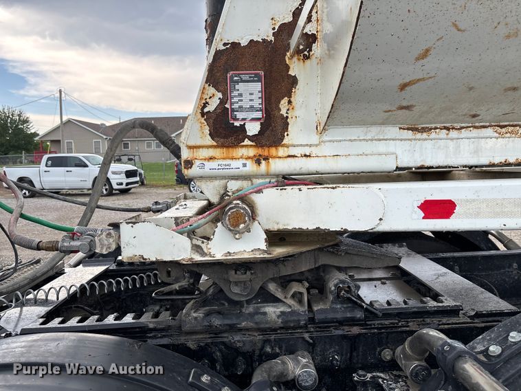 image for item FC1642 2010 Construction Trailer Specialist HRD-32 end dump trailer