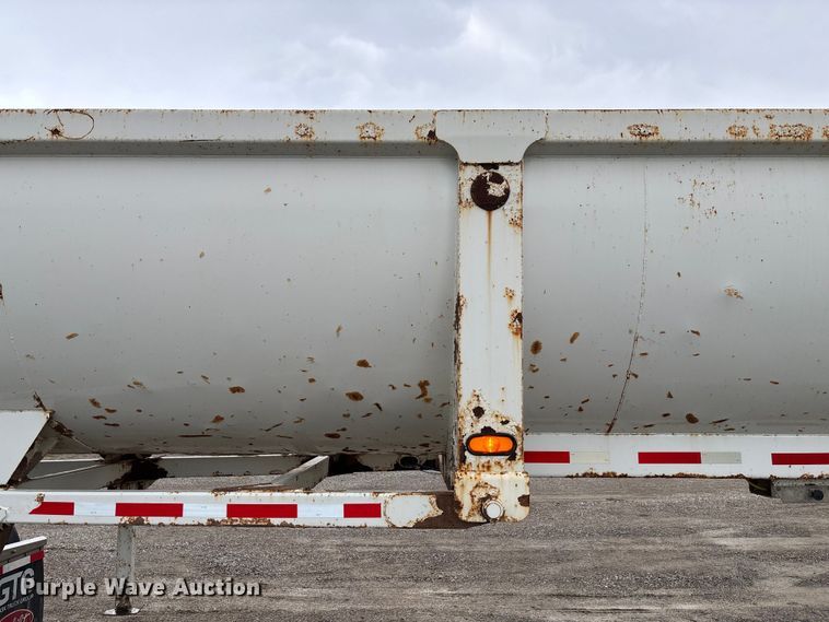 image for item FC1642 2010 Construction Trailer Specialist HRD-32 end dump trailer