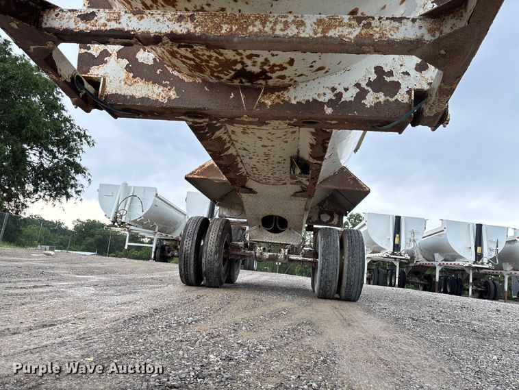 image for item FC1642 2010 Construction Trailer Specialist HRD-32 end dump trailer