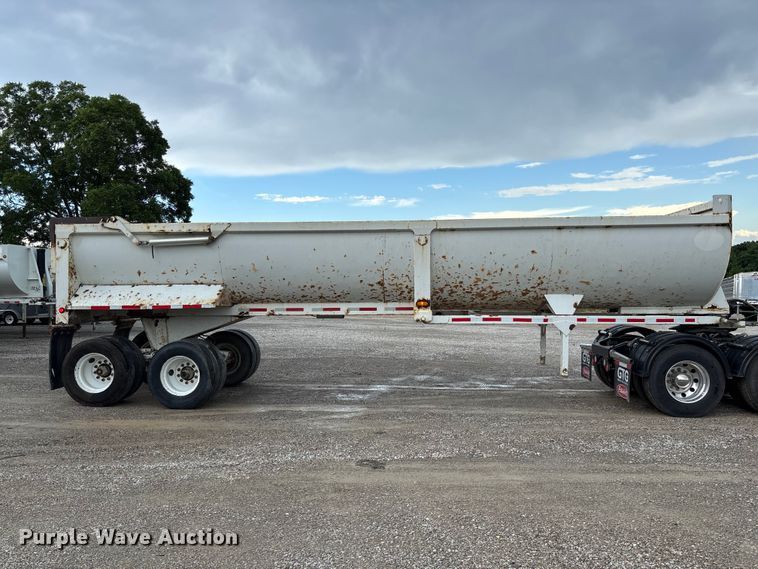 image for item FC1643 2010 Construction Trailer Specialist HRD-32 end dump trailer