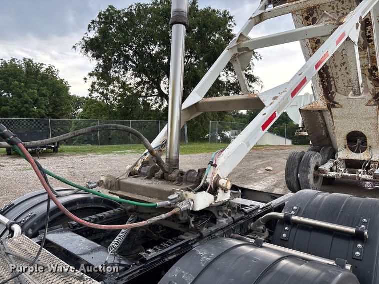 image for item FC1643 2010 Construction Trailer Specialist HRD-32 end dump trailer