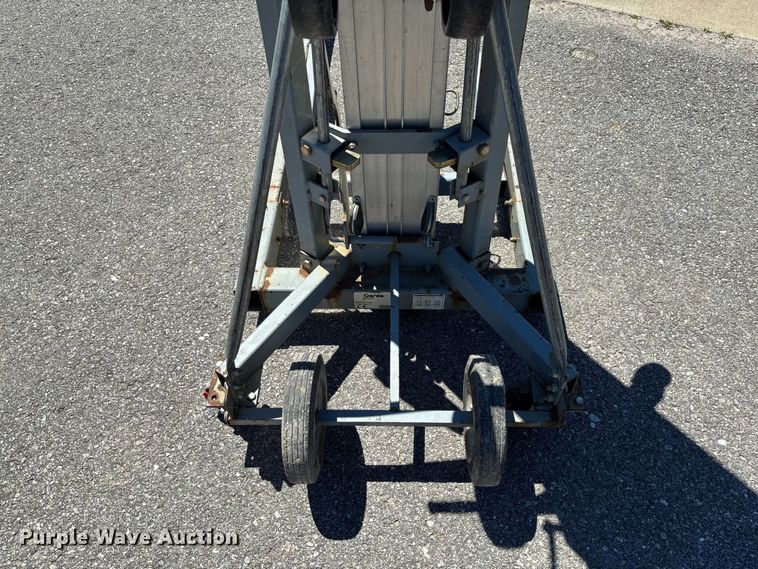 image for item FC1654 Genie SLC-24 contractor lift