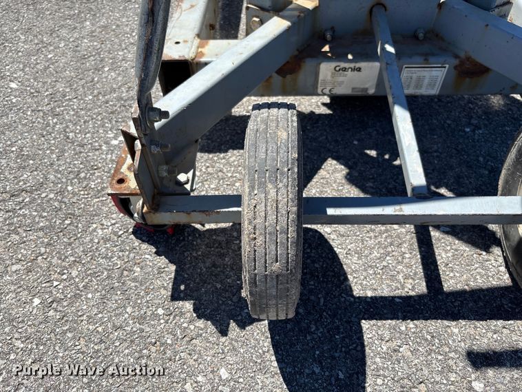 image for item FC1654 Genie SLC-24 contractor lift