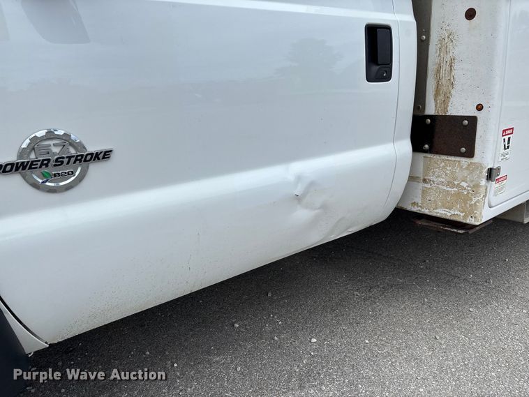image for item FC1660 2016 Ford F550 Super Duty XL bucket truck