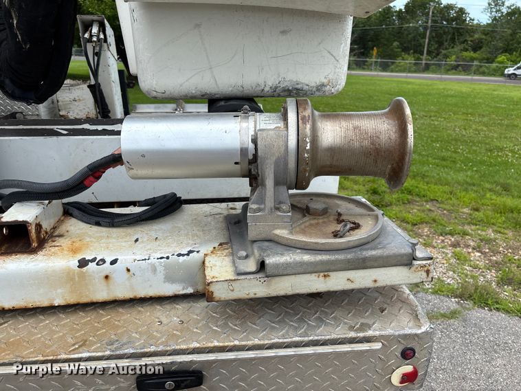 image for item FC1660 2016 Ford F550 Super Duty XL bucket truck