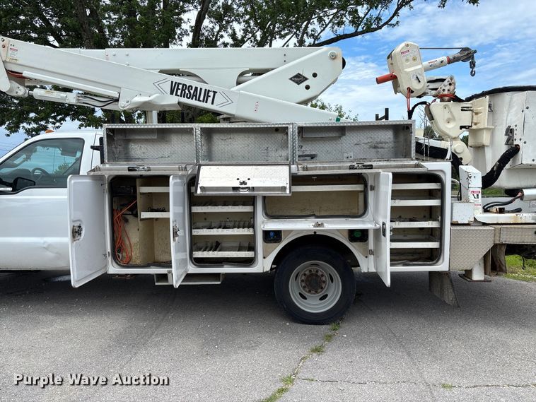 image for item FC1660 2016 Ford F550 Super Duty XL bucket truck