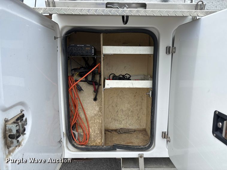 image for item FC1660 2016 Ford F550 Super Duty XL bucket truck