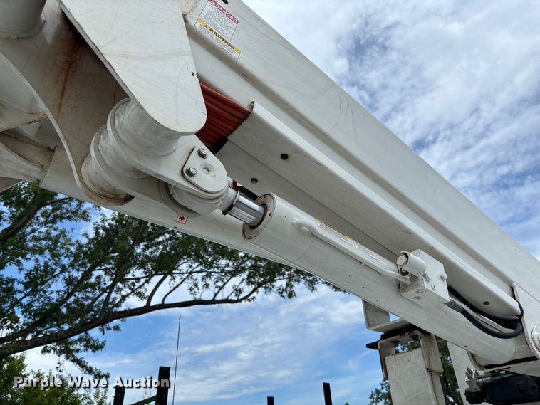 image for item FC1660 2016 Ford F550 Super Duty XL bucket truck