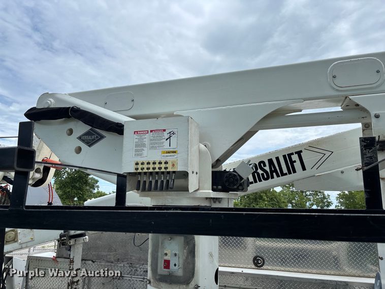 image for item FC1660 2016 Ford F550 Super Duty XL bucket truck