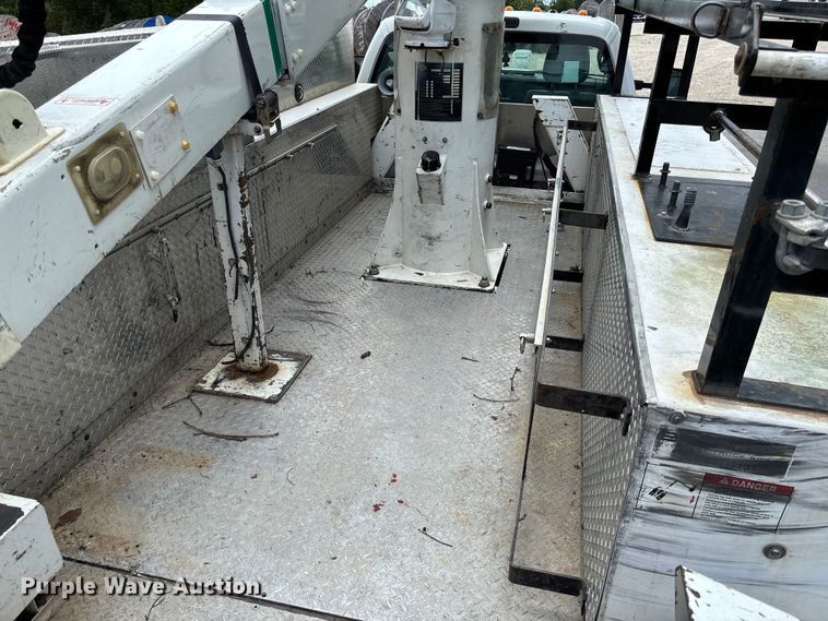 image for item FC1660 2016 Ford F550 Super Duty XL bucket truck