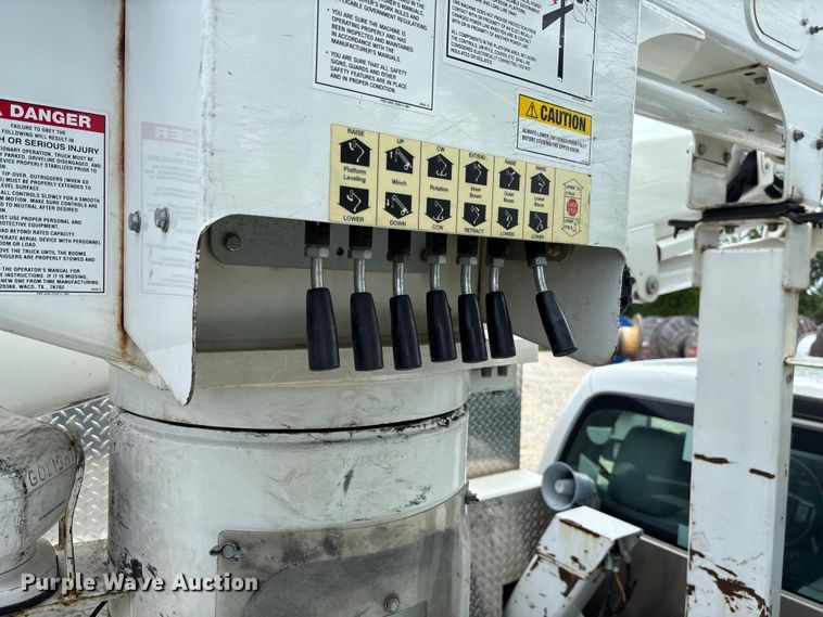 image for item FC1660 2016 Ford F550 Super Duty XL bucket truck